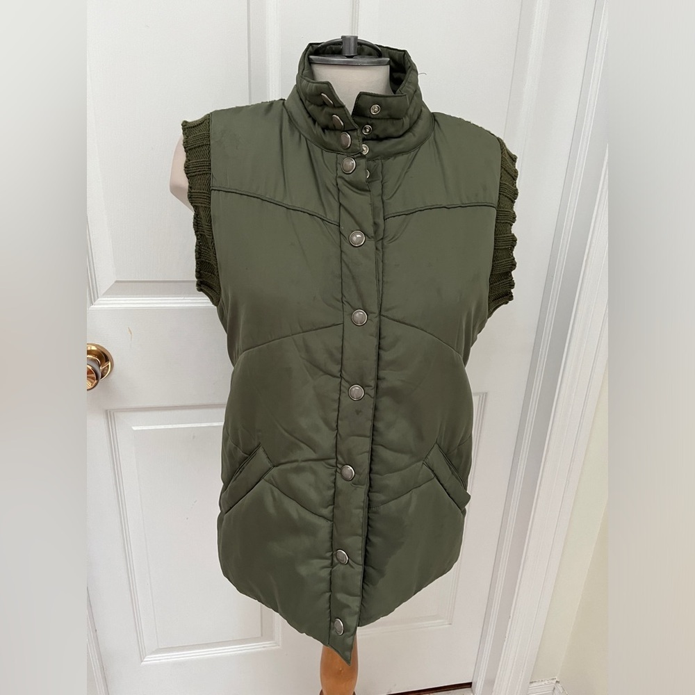 Bourgeois puffer sweater vest size large